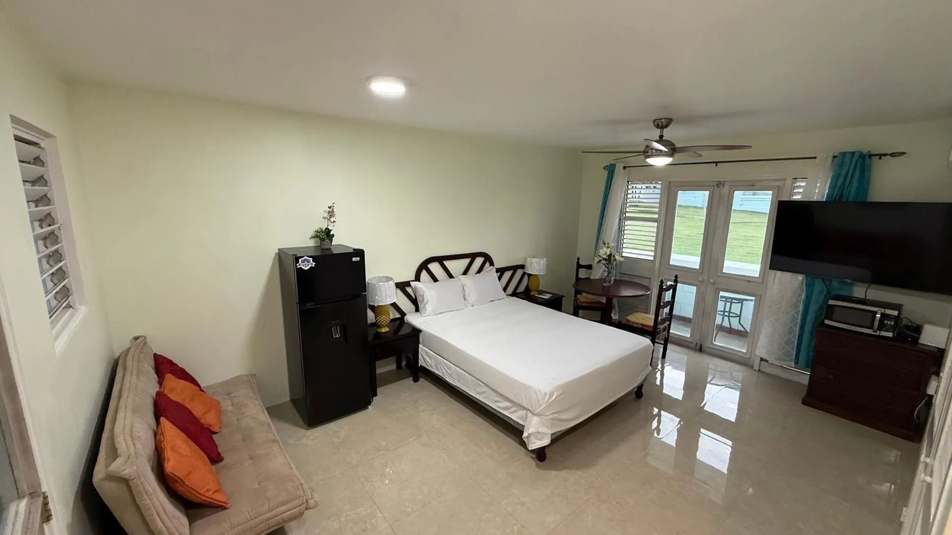 Negril Beachfront Oceanview Studios 164 & 145 Orange Bay 0*,
