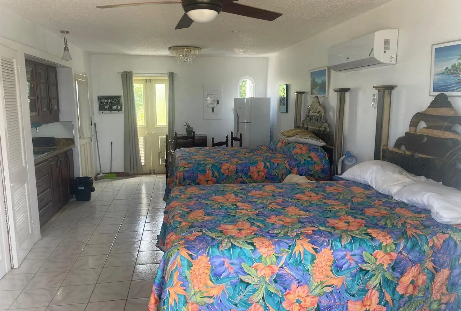Negril Beachfront Oceanview Studios 164 & 145 Orange Bay