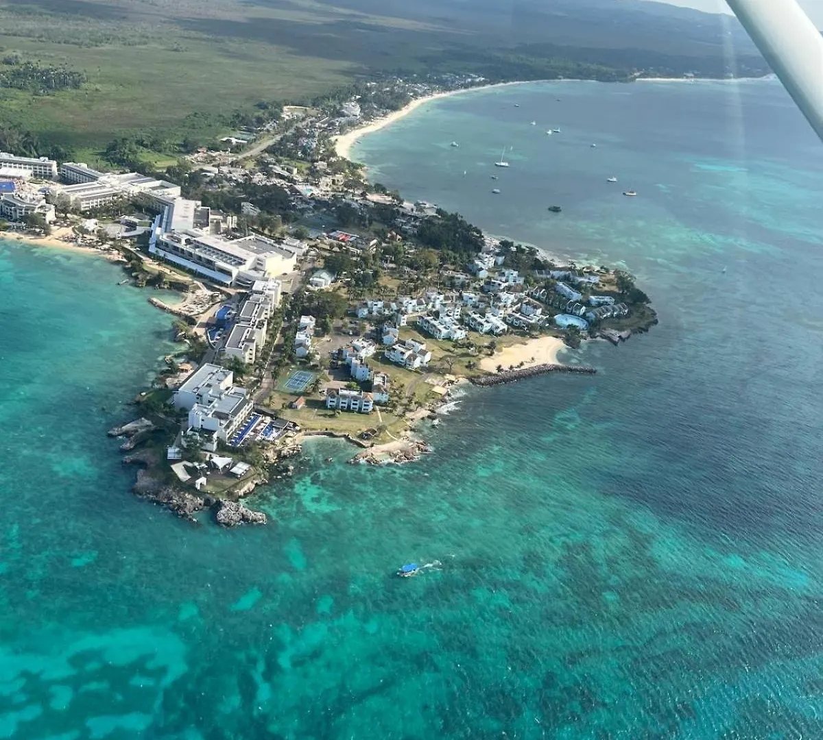 Negril Beachfront Oceanview Studios 164 & 145 Orange Bay